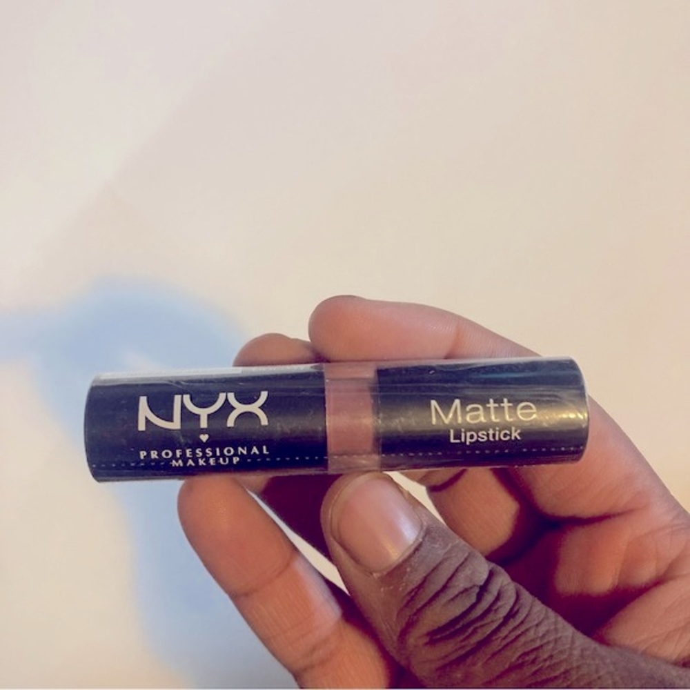 NYX Lipstick Professional Makeup Matte Honeymoon MLS35